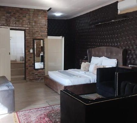 Naldorado Executive Villa Mbombela Esterno foto